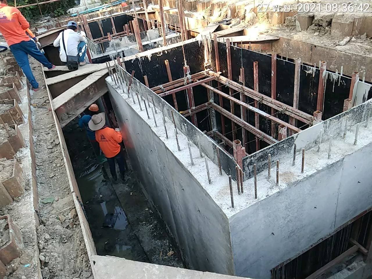 โครงการก่อสร้างอาคารงานระบบไฟฟ้าและประปาในพื้นที่ 901 แลนด์