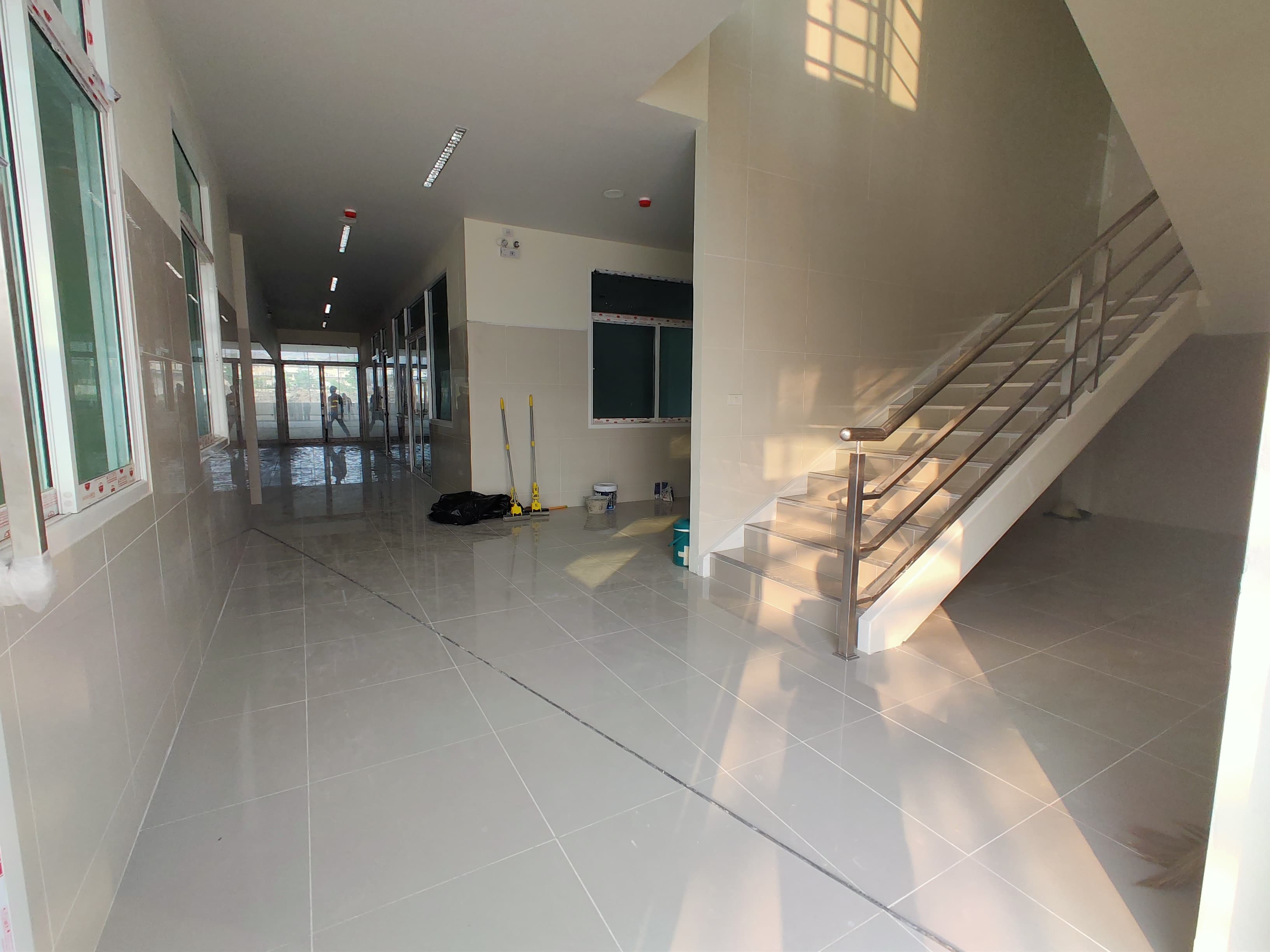 โครงการก่อสร้างอาคารหน่วยยานพาหนะ OR-01 วังสวนจิตรลดา PHASE 1