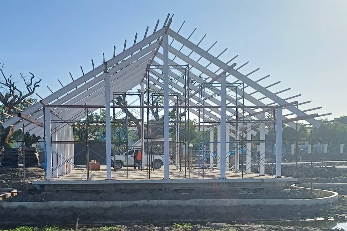 โครงการก่อสร้างศาลาอเนกประสงค์ในพื้นที่ 901 แลนด์