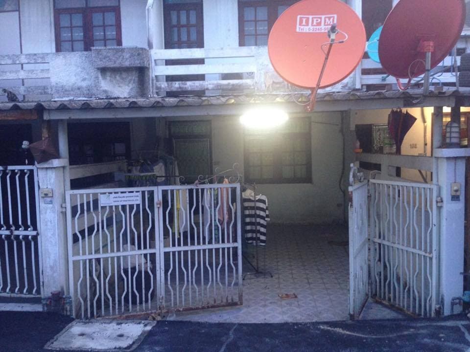 งาน RENOVATE ทาวน์เฮ้าส์ 2 ชั้น