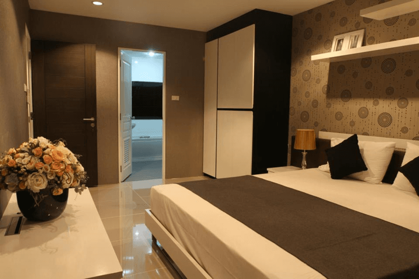 THE WATERFORD DIAMOND TOWER SUKHUMVIT 30/1