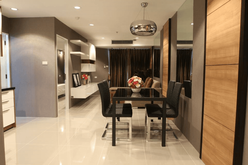 THE WATERFORD DIAMOND TOWER SUKHUMVIT 30/1