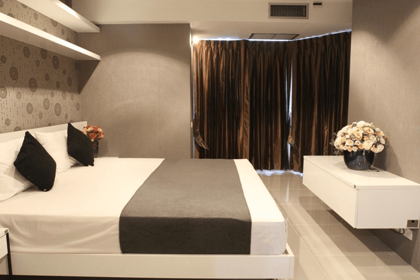 THE WATERFORD DIAMOND TOWER SUKHUMVIT 30/1